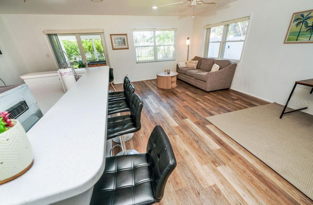 Image 34 of 51 For 301 41st Avenue