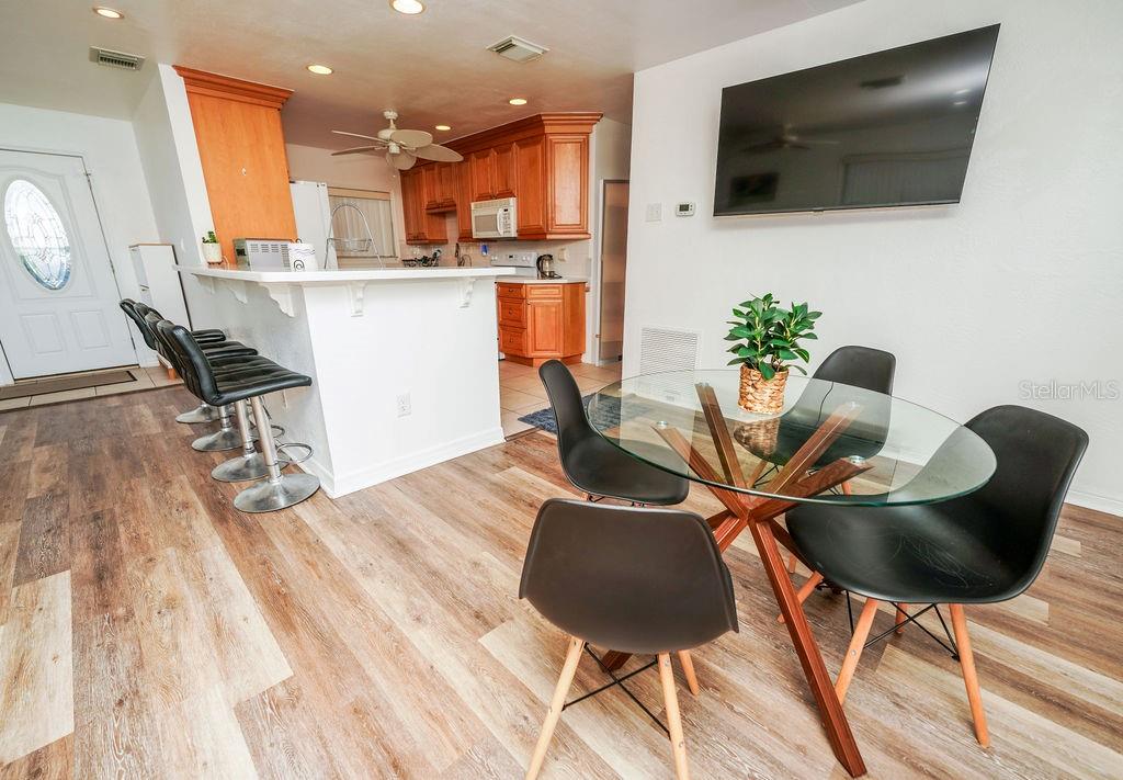 Image 40 of 51 For 301 41st Avenue