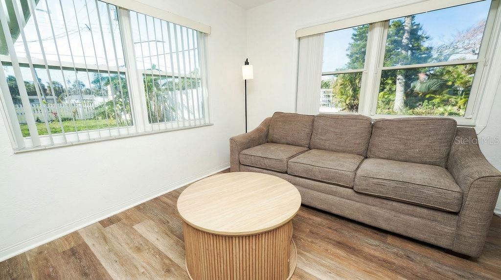 Image 8 of 51 For 301 41st Avenue