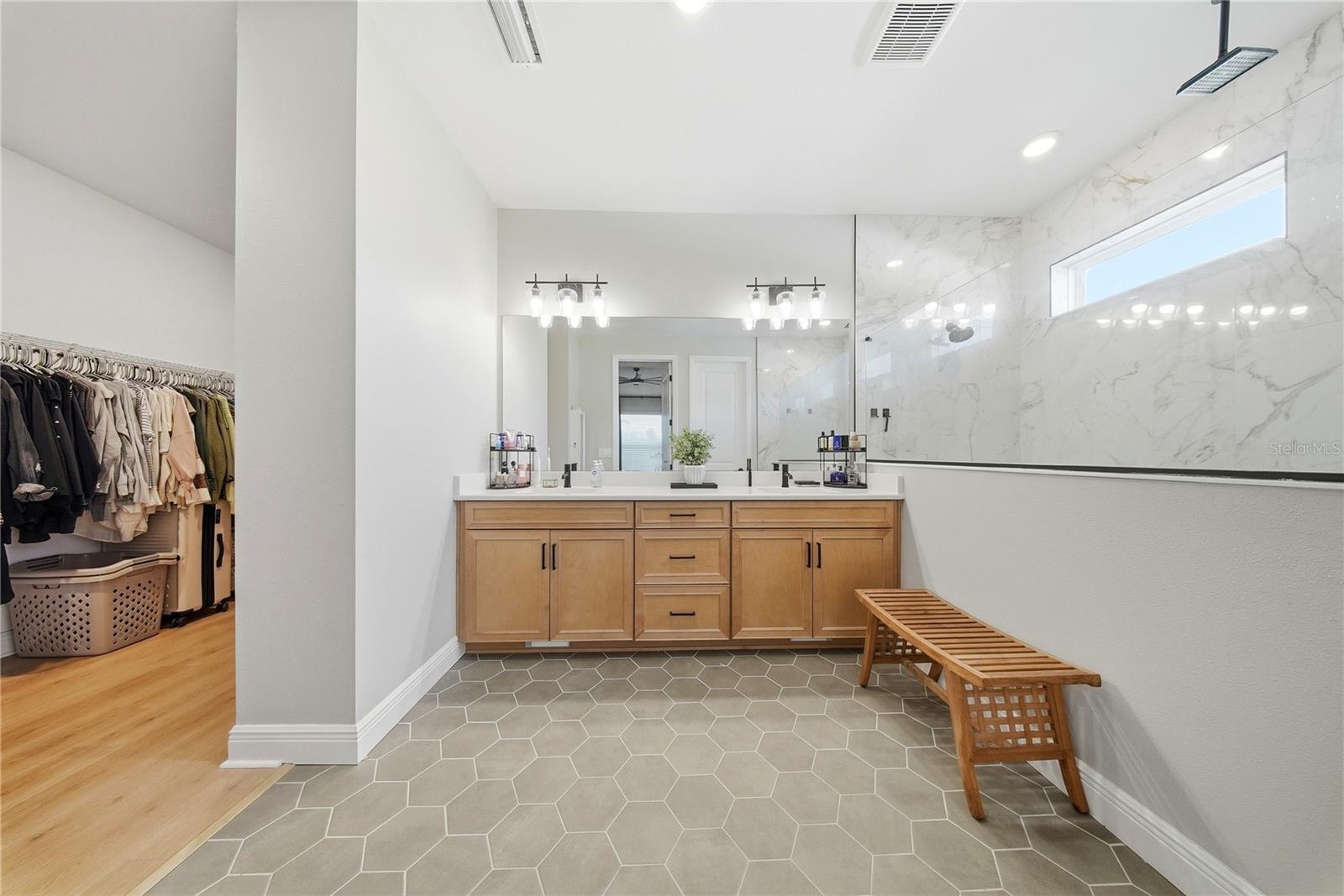 Image 33 of 55 For 31605 Westbury Estates Avenue