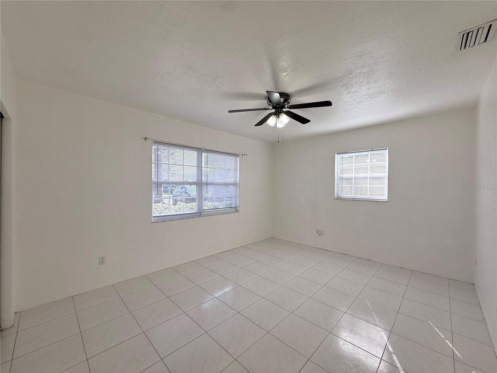 Image 13 of 18 For 859 72nd Avenue N