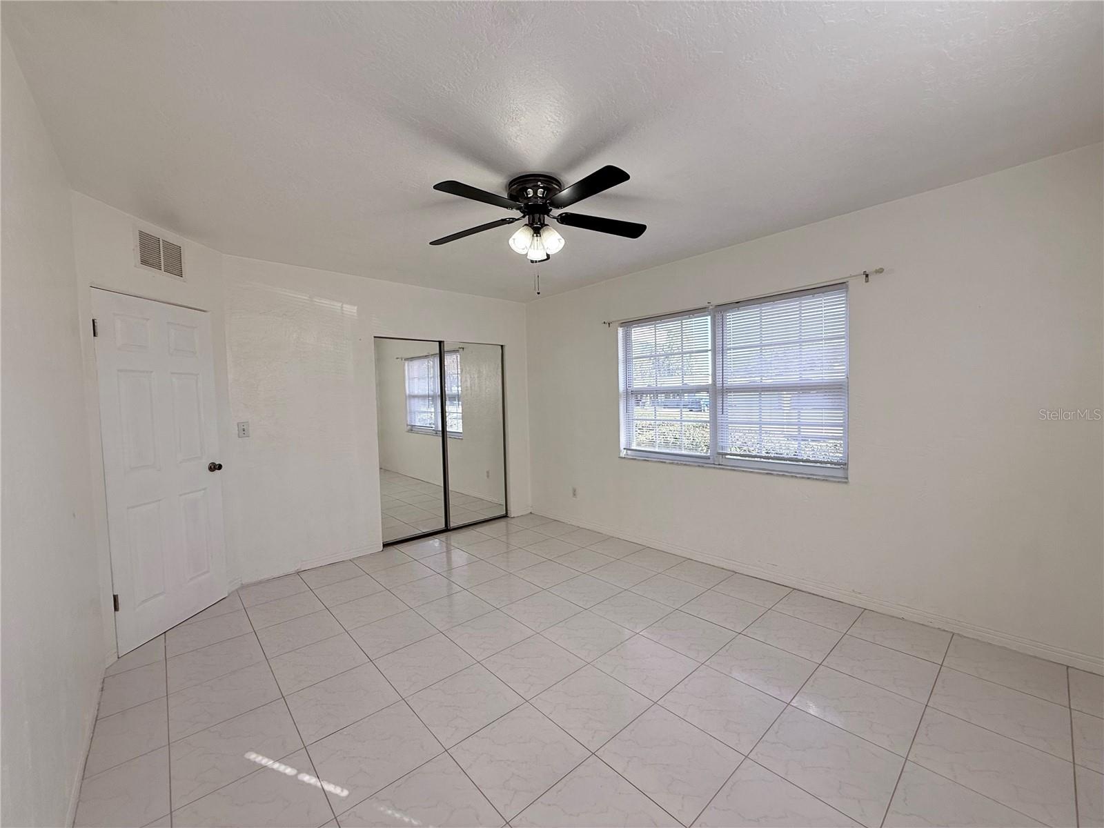 Image 14 of 18 For 859 72nd Avenue N