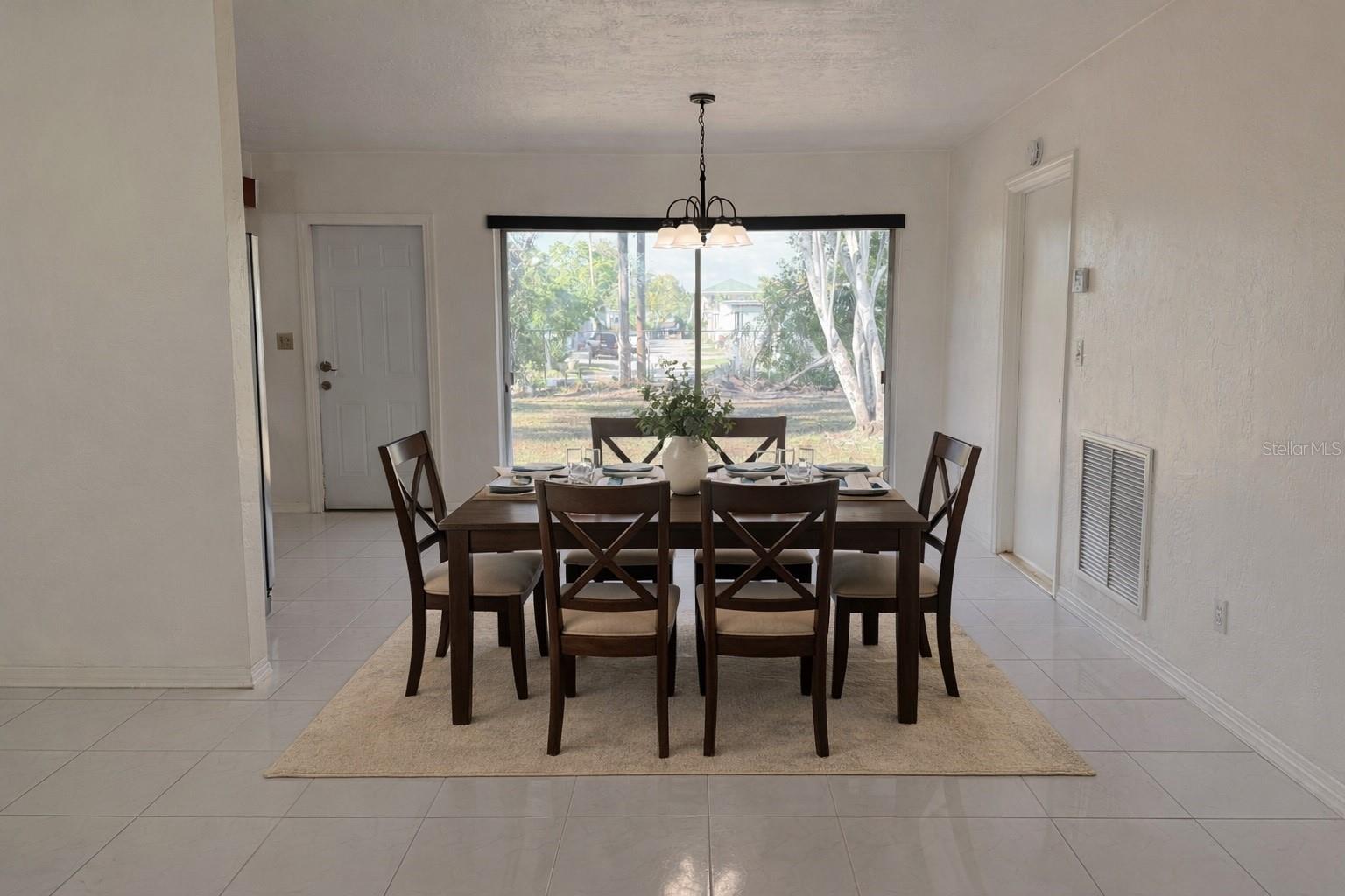 Image 7 of 18 For 859 72nd Avenue N