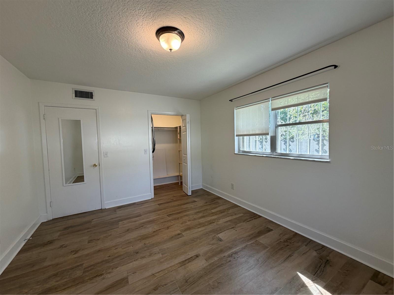 Image 10 of 17 For 3230 Saint Conrad Street