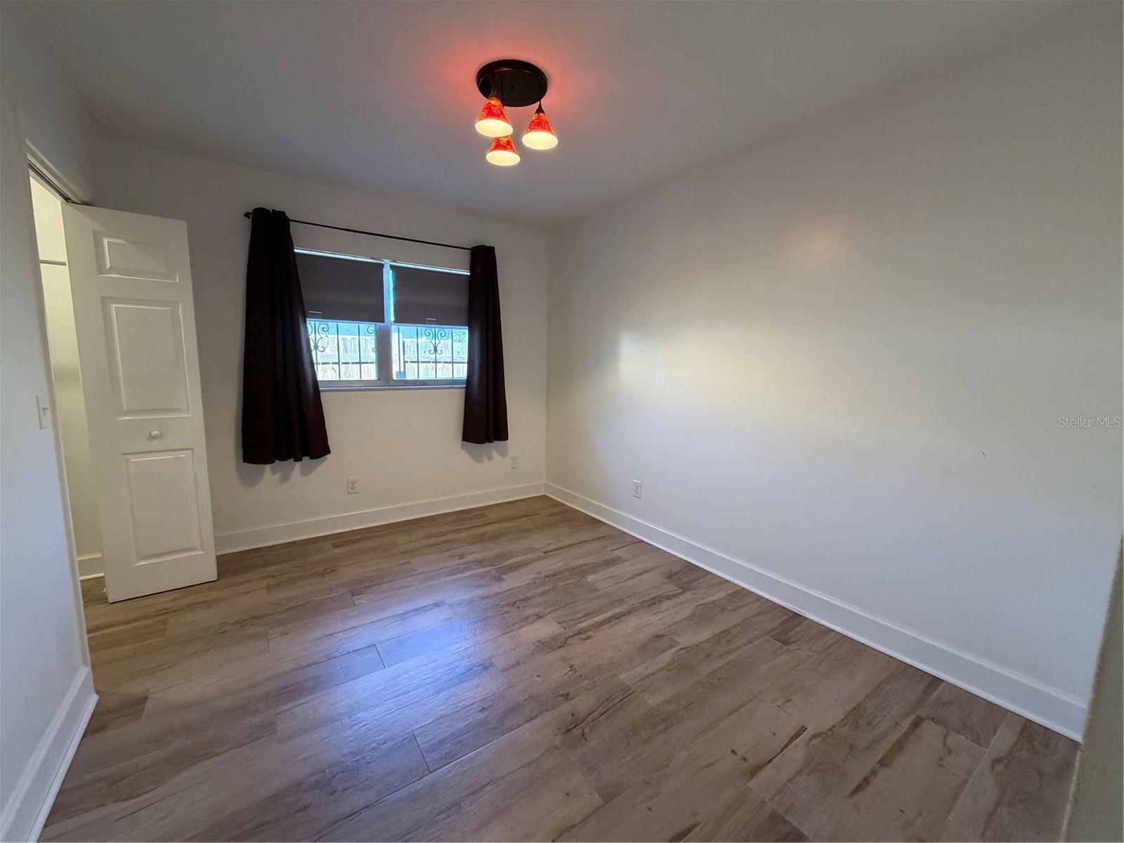 Image 6 of 17 For 3230 Saint Conrad Street