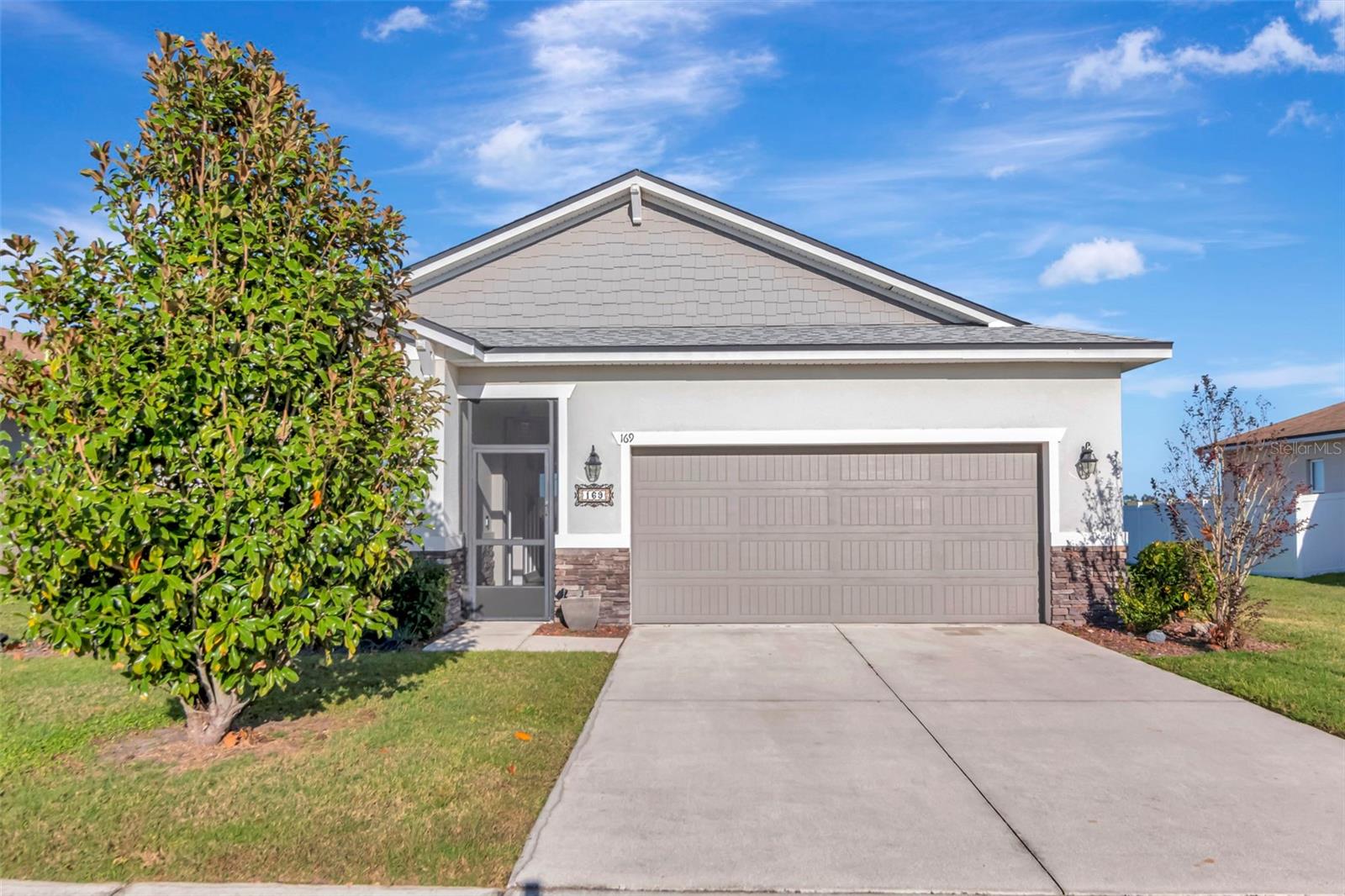 Image 11 of 68 For 169 Summershore Drive