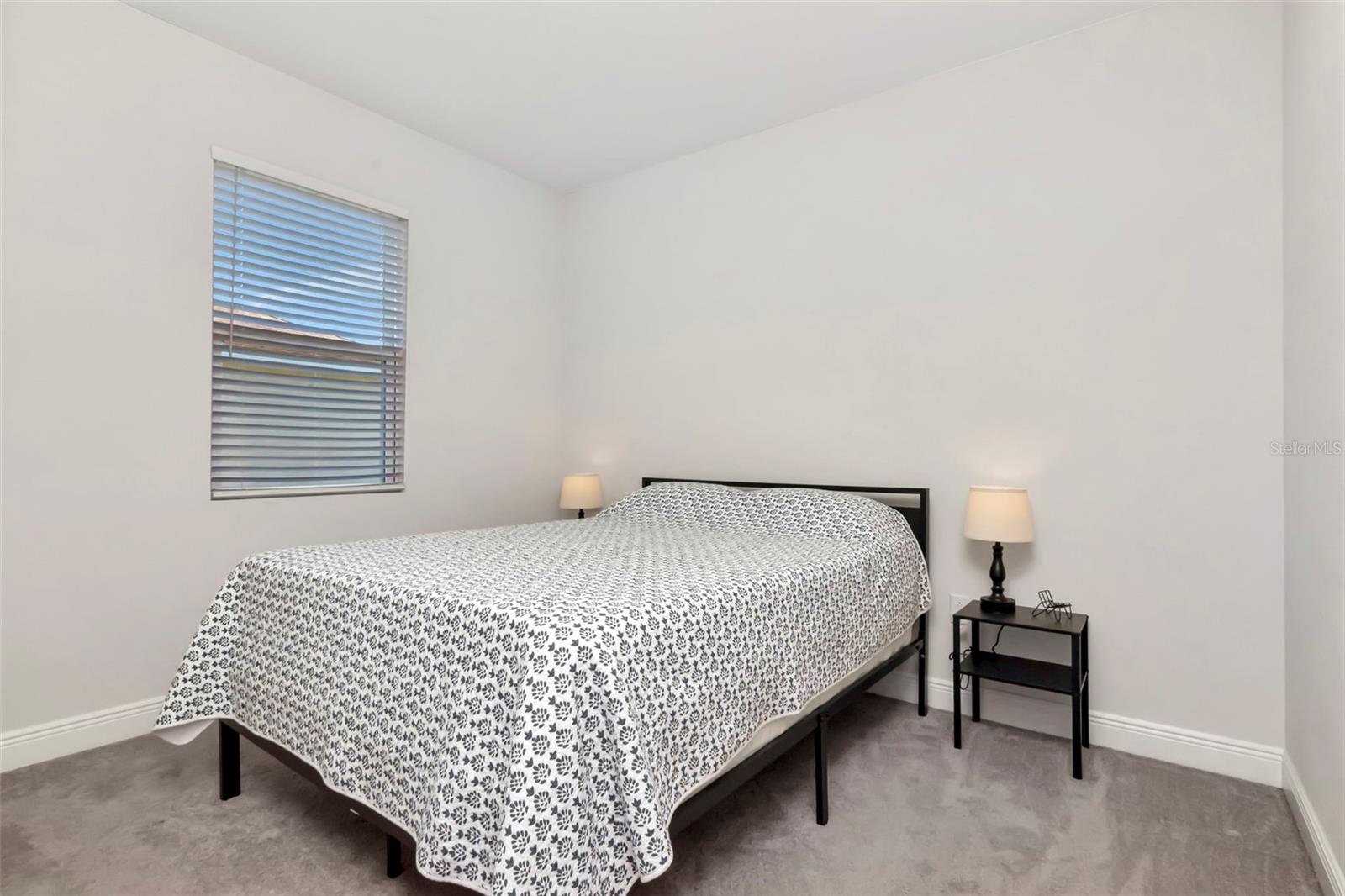 Image 16 of 68 For 169 Summershore Drive