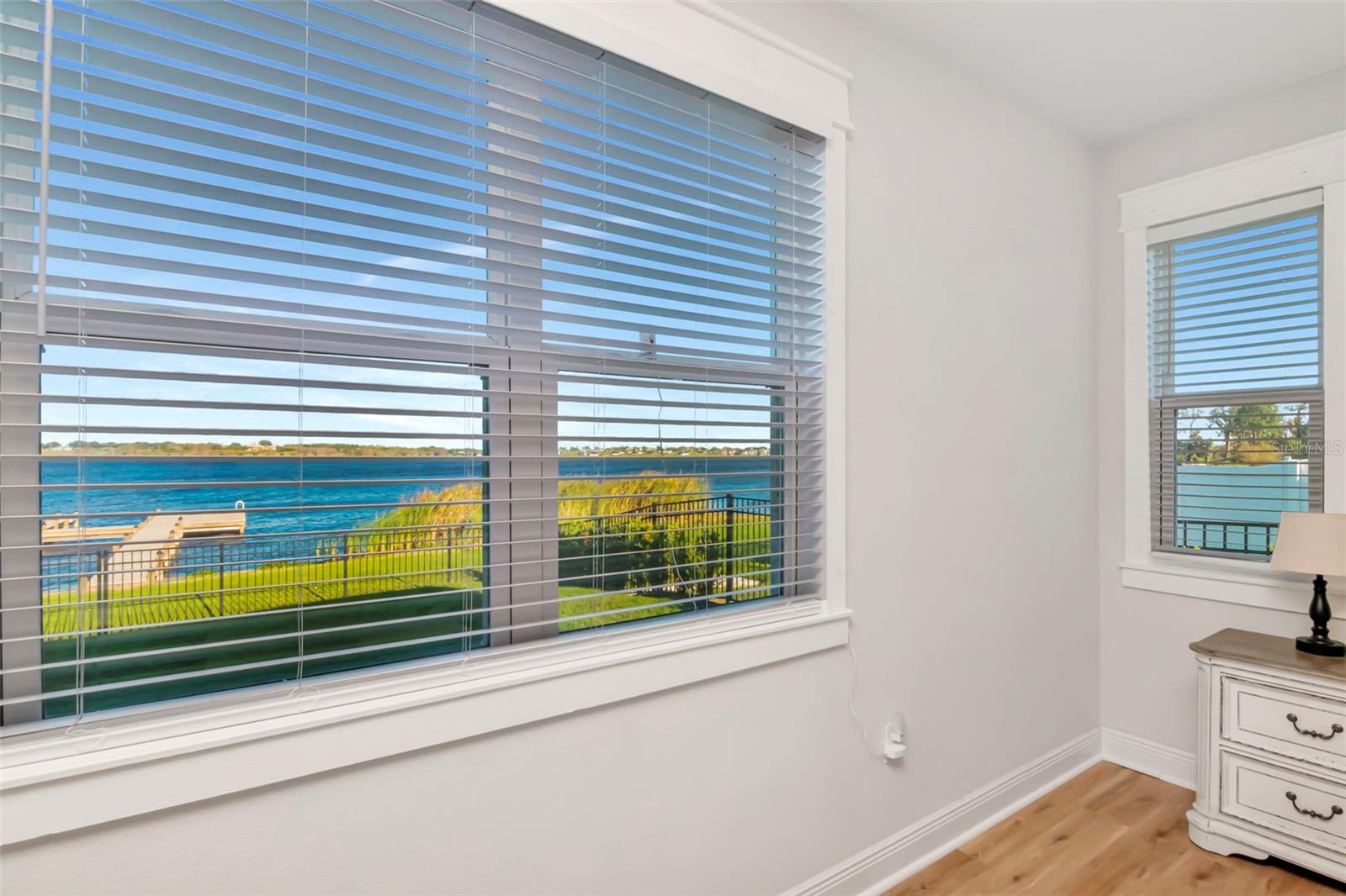 Image 24 of 68 For 169 Summershore Drive