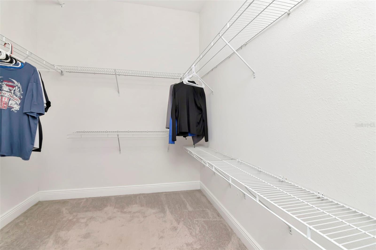 Image 28 of 68 For 169 Summershore Drive