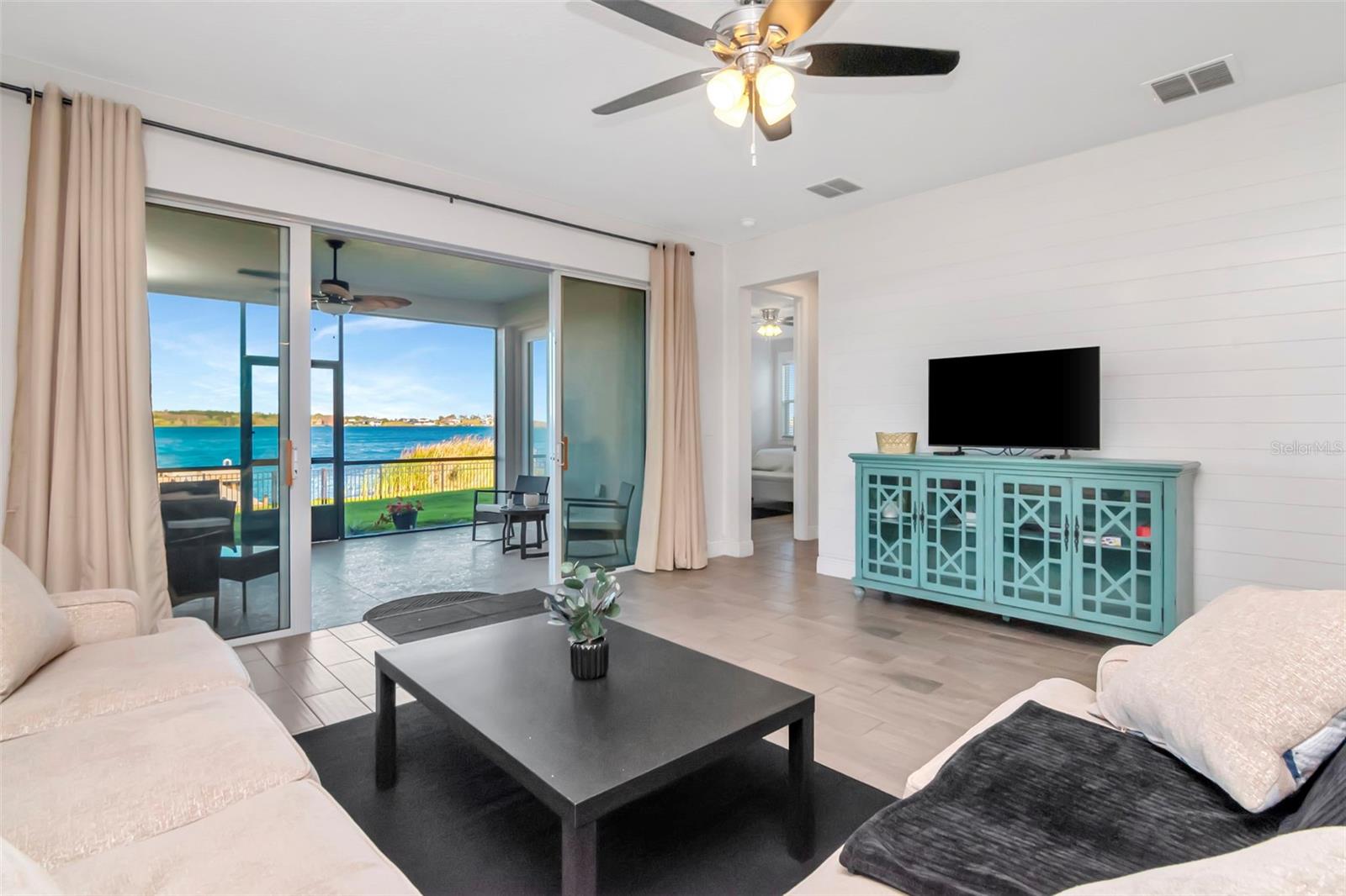 Image 37 of 68 For 169 Summershore Drive