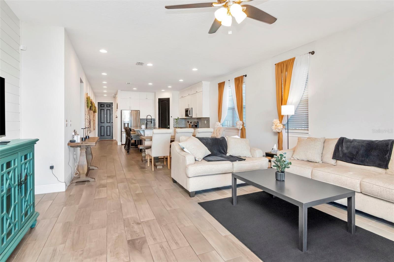 Image 40 of 68 For 169 Summershore Drive