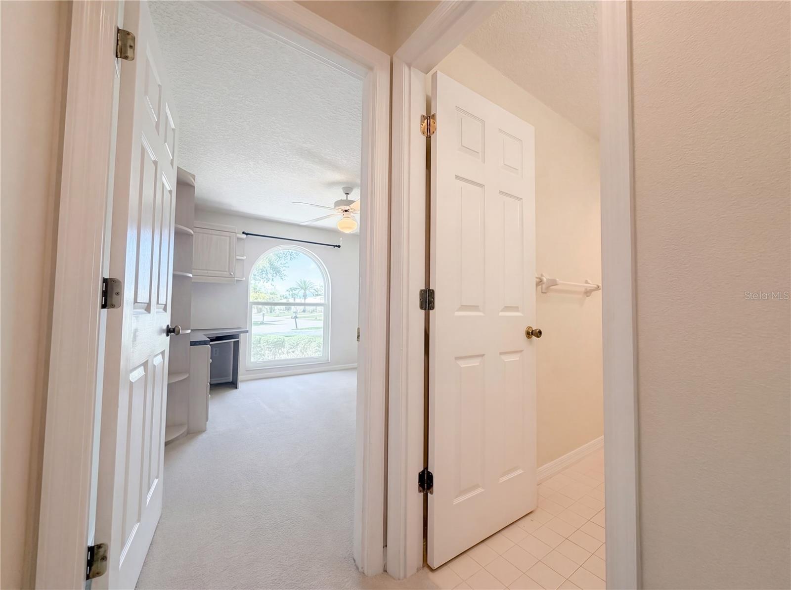 Image 24 of 37 For 3339 Sheffield Circle