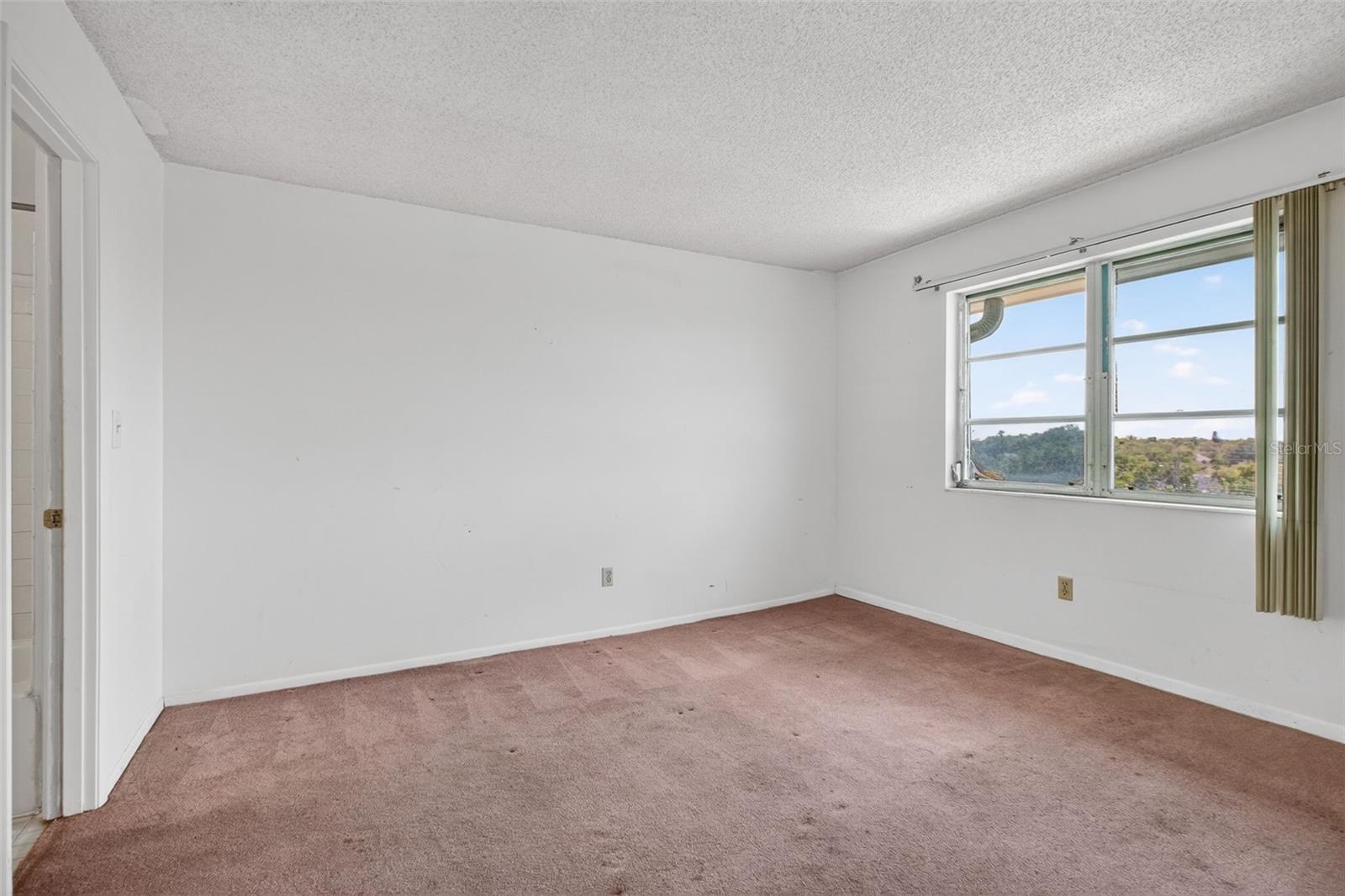 Image 18 of 26 For 801 83rd Avenue N 508