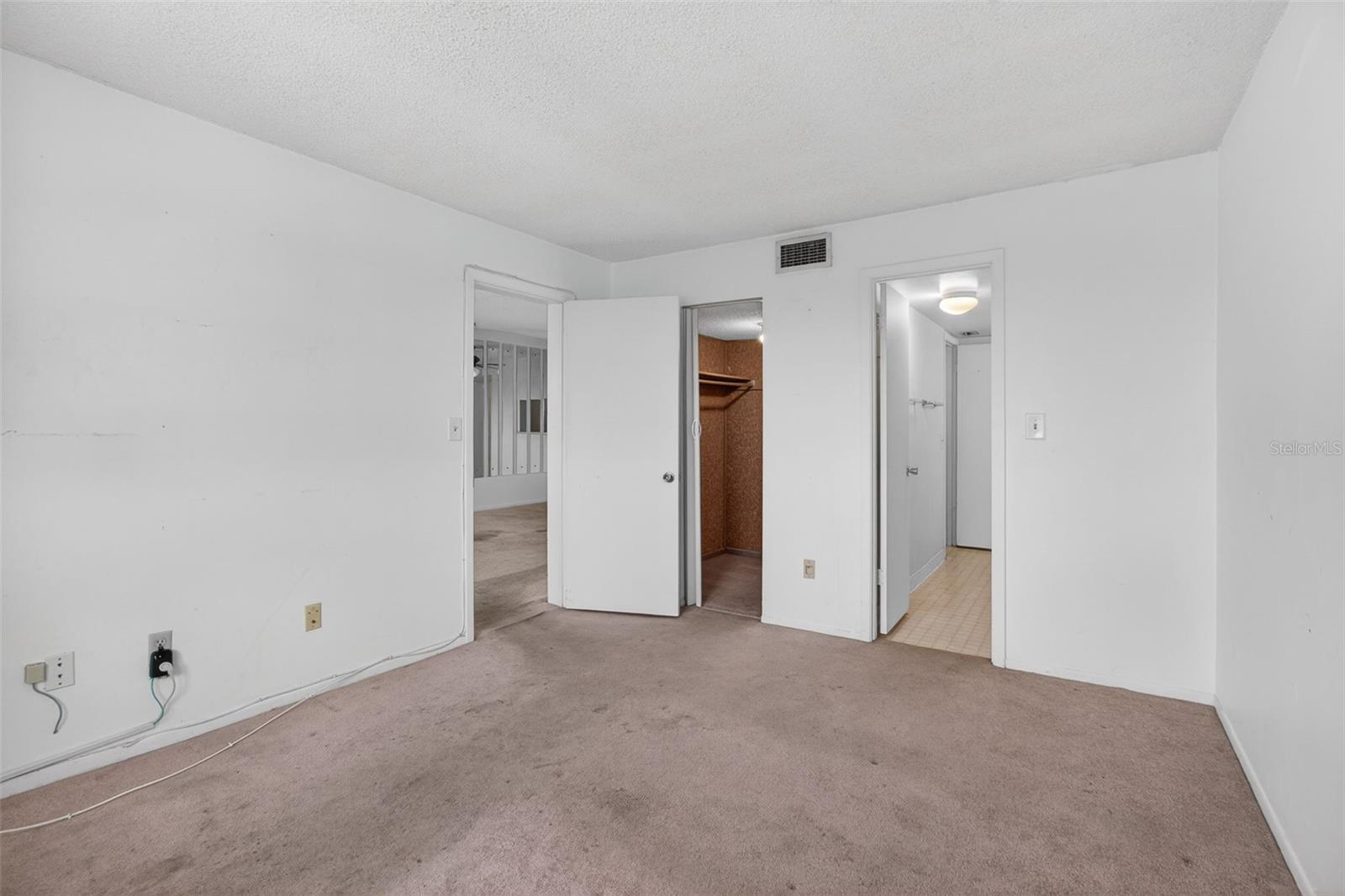 Image 19 of 26 For 801 83rd Avenue N 508