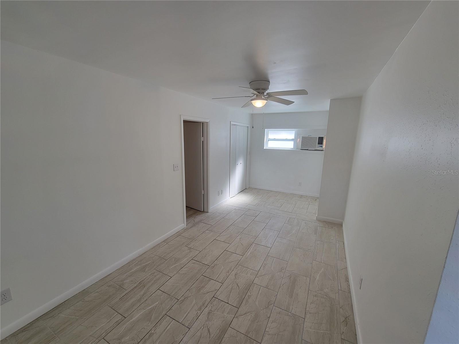 Image 7 of 7 For 1225 1-2 Bermuda Street