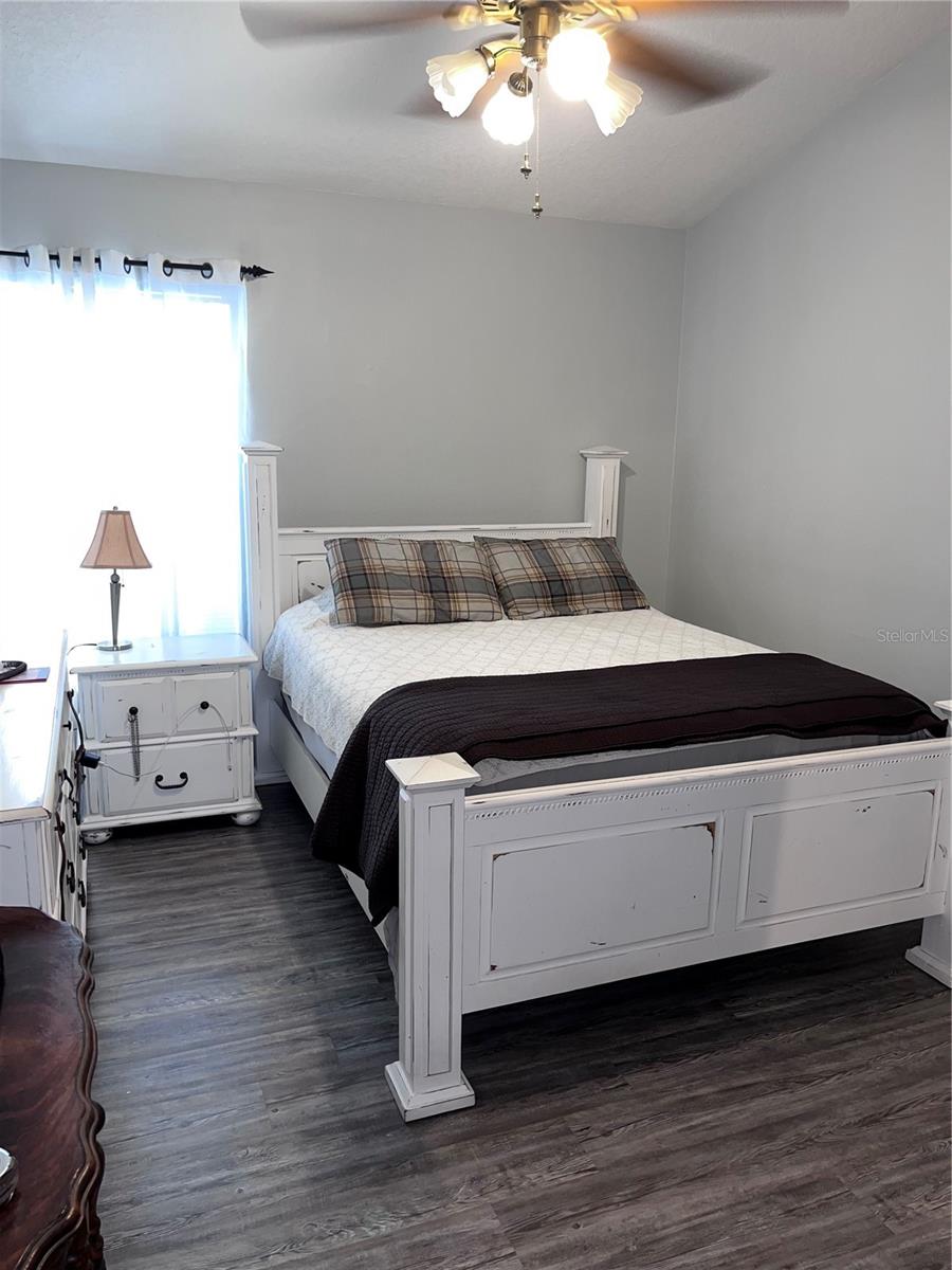 Image 10 of 14 For 8620 Persea Court