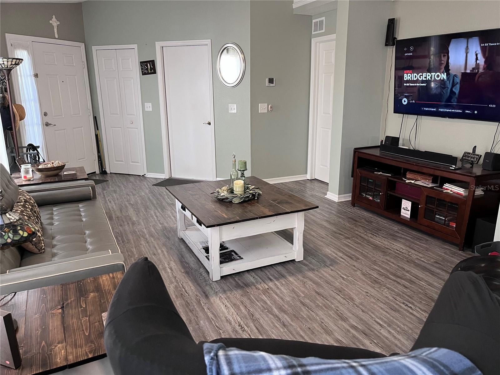 Image 2 of 14 For 8620 Persea Court