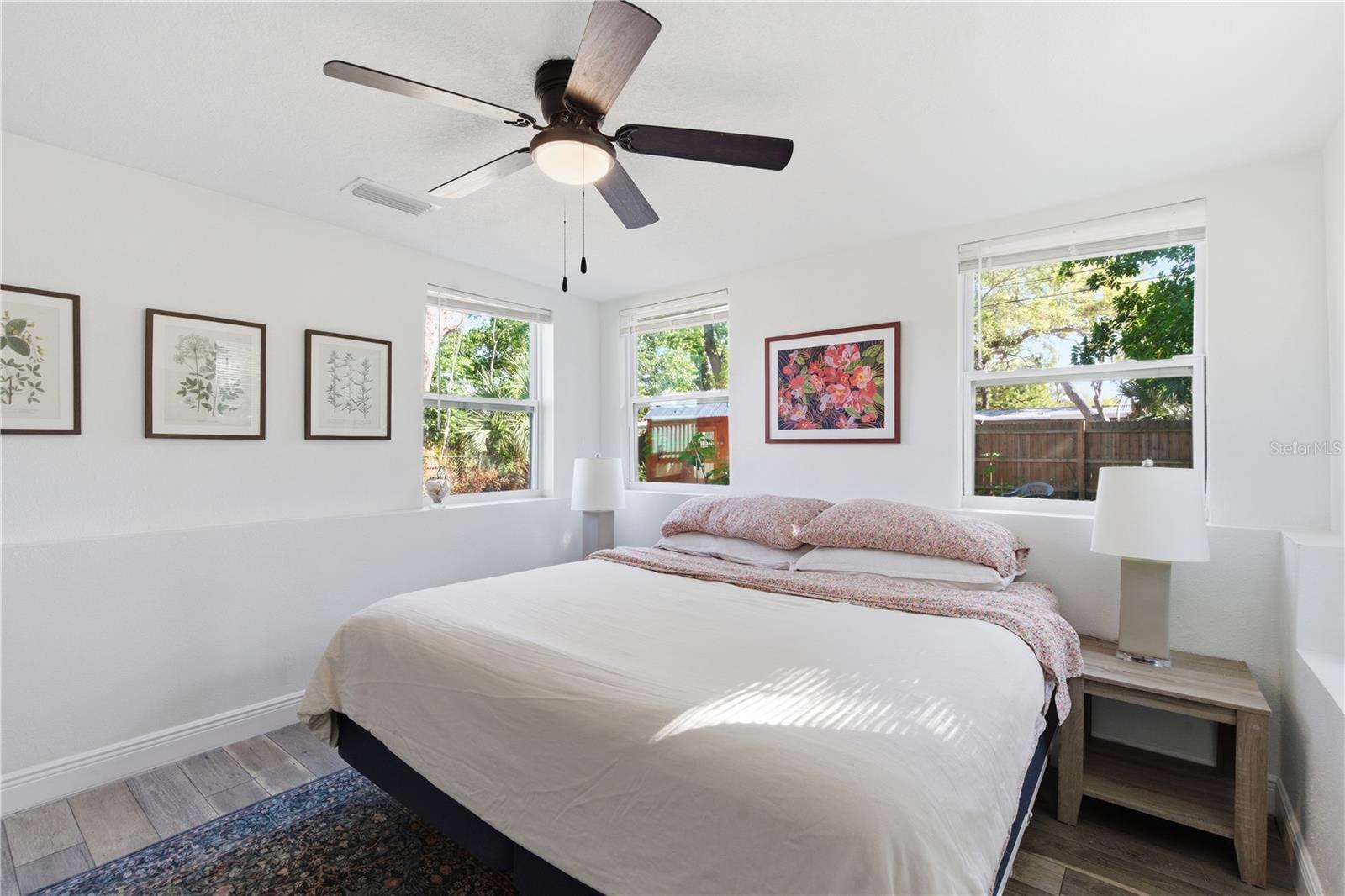 Image 15 of 35 For 634 61st Avenue S