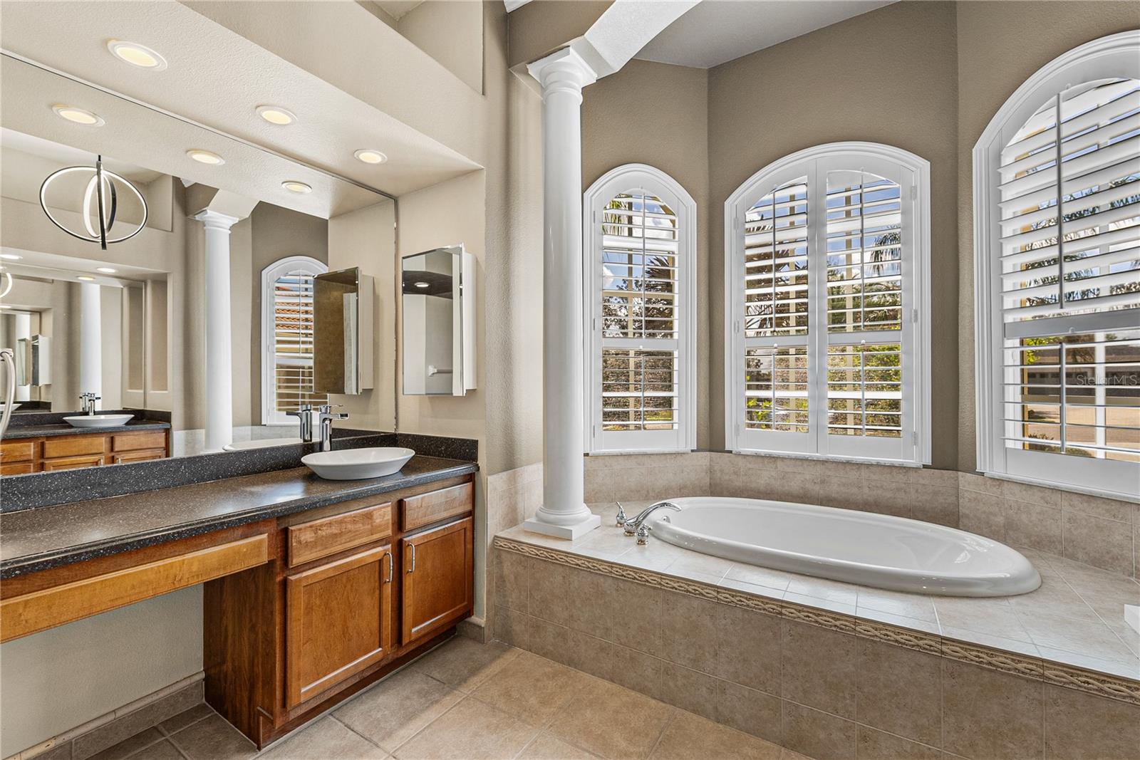 Image 43 of 94 For 34321 Sahalee Loop