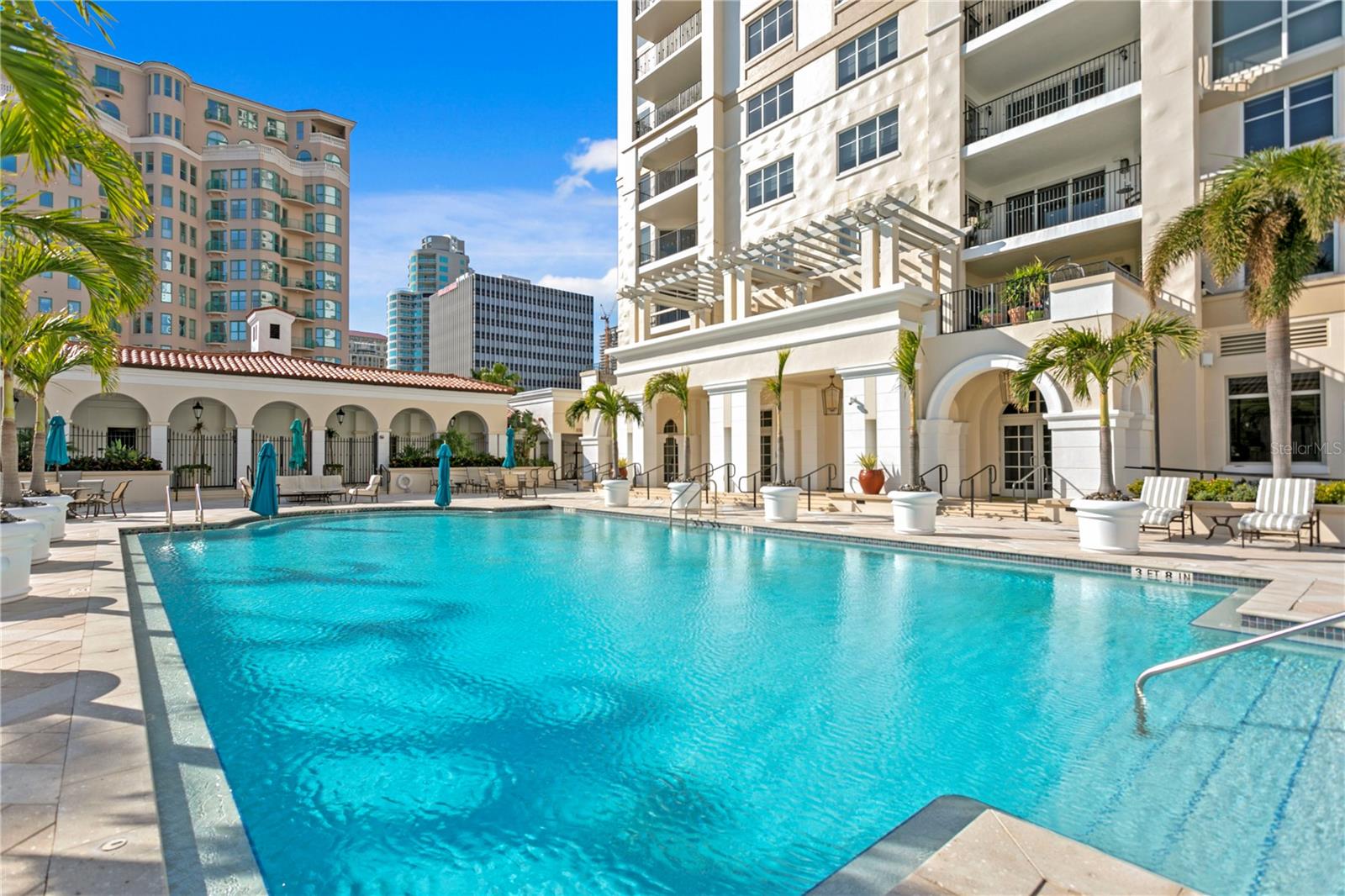 Image 3 of 43 For 300 Beach Drive Ne 1201