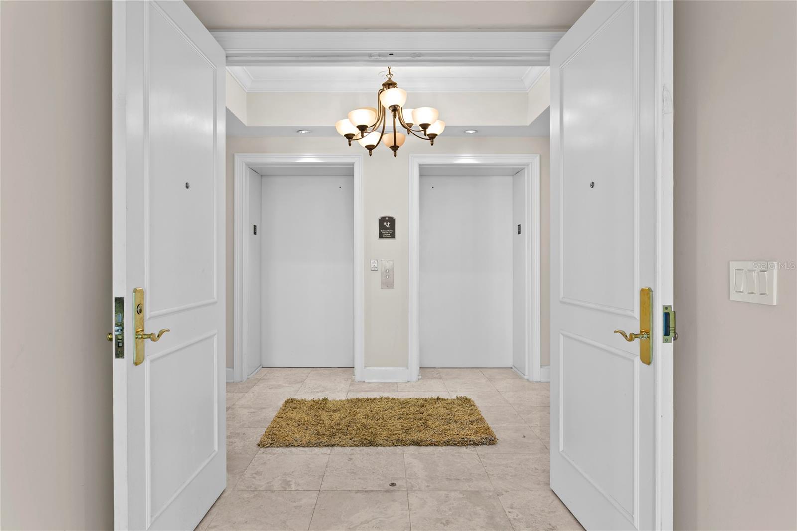 Image 8 of 43 For 300 Beach Drive Ne 1201