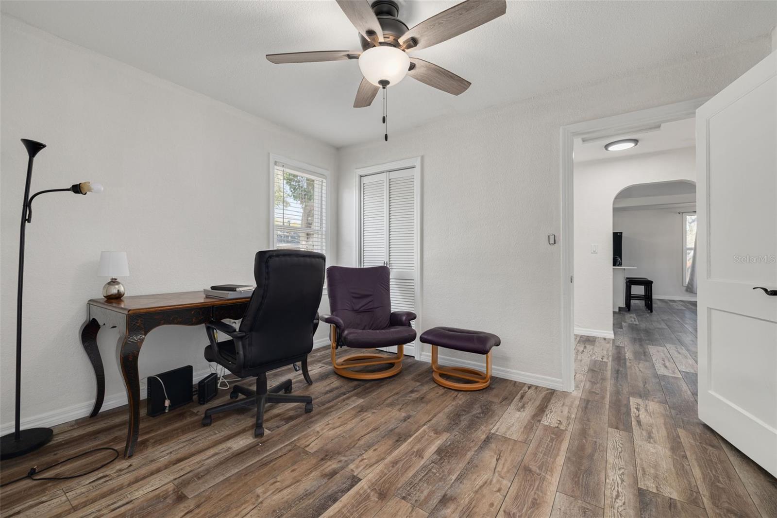 Image 16 of 59 For 200 Broadway