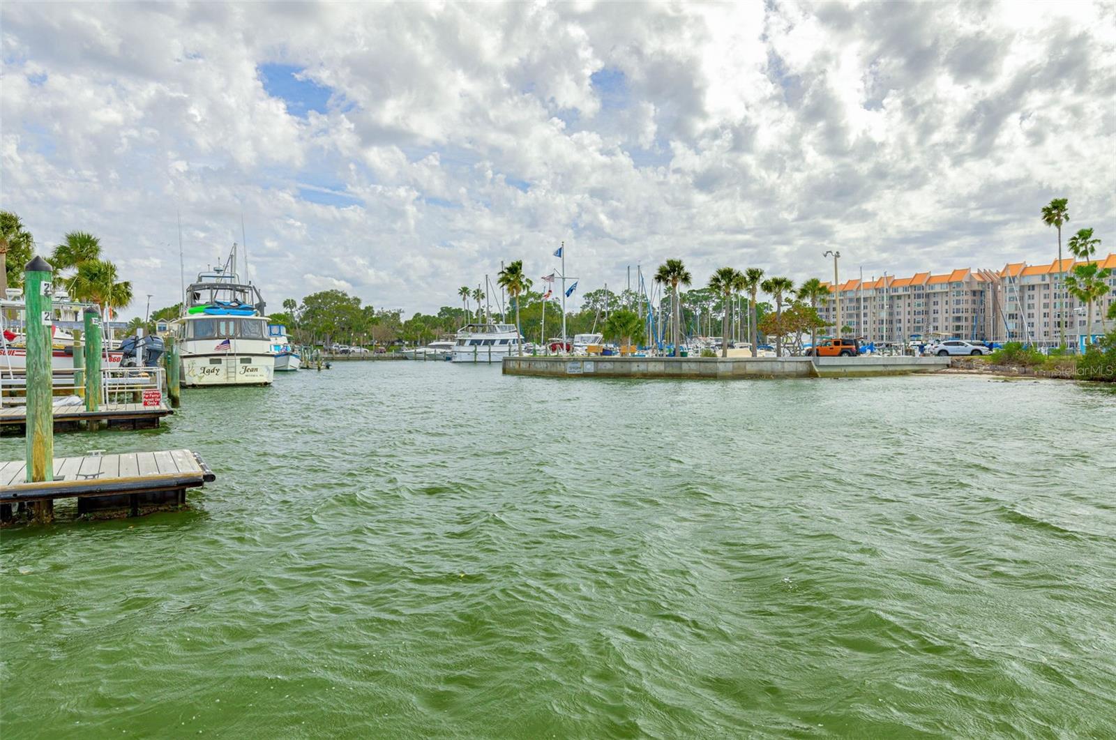 Image 56 of 59 For 200 Broadway