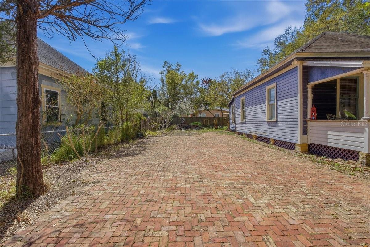 Image 19 of 22 For 919 26th Avenue