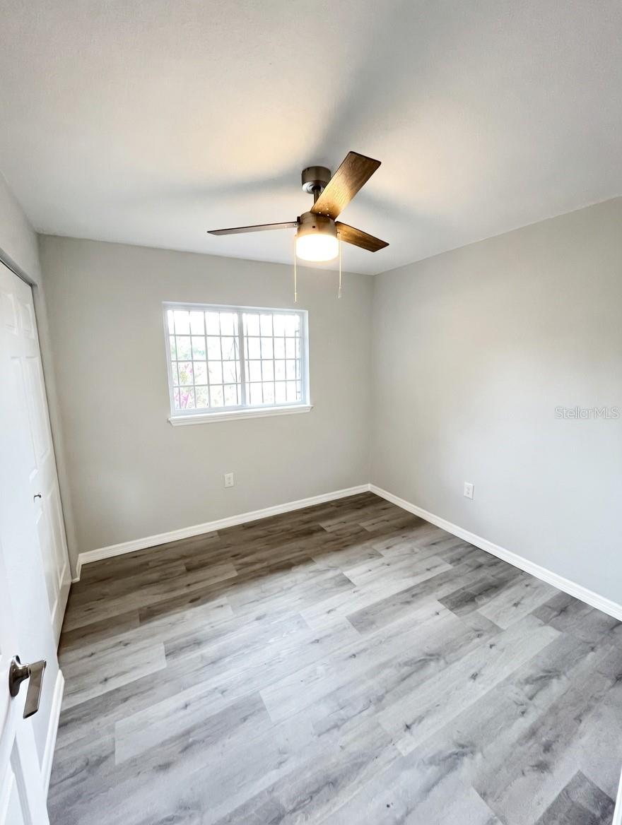 Image 14 of 28 For 2865 Barton Place