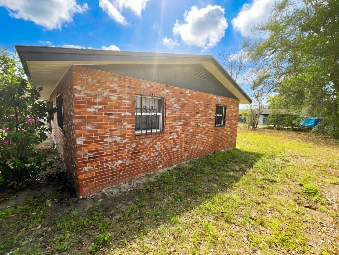 Image 27 of 28 For 2865 Barton Place