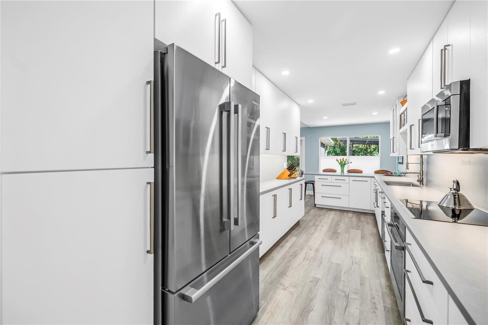 Image 15 of 35 For 355 Red Cedar Court Ne