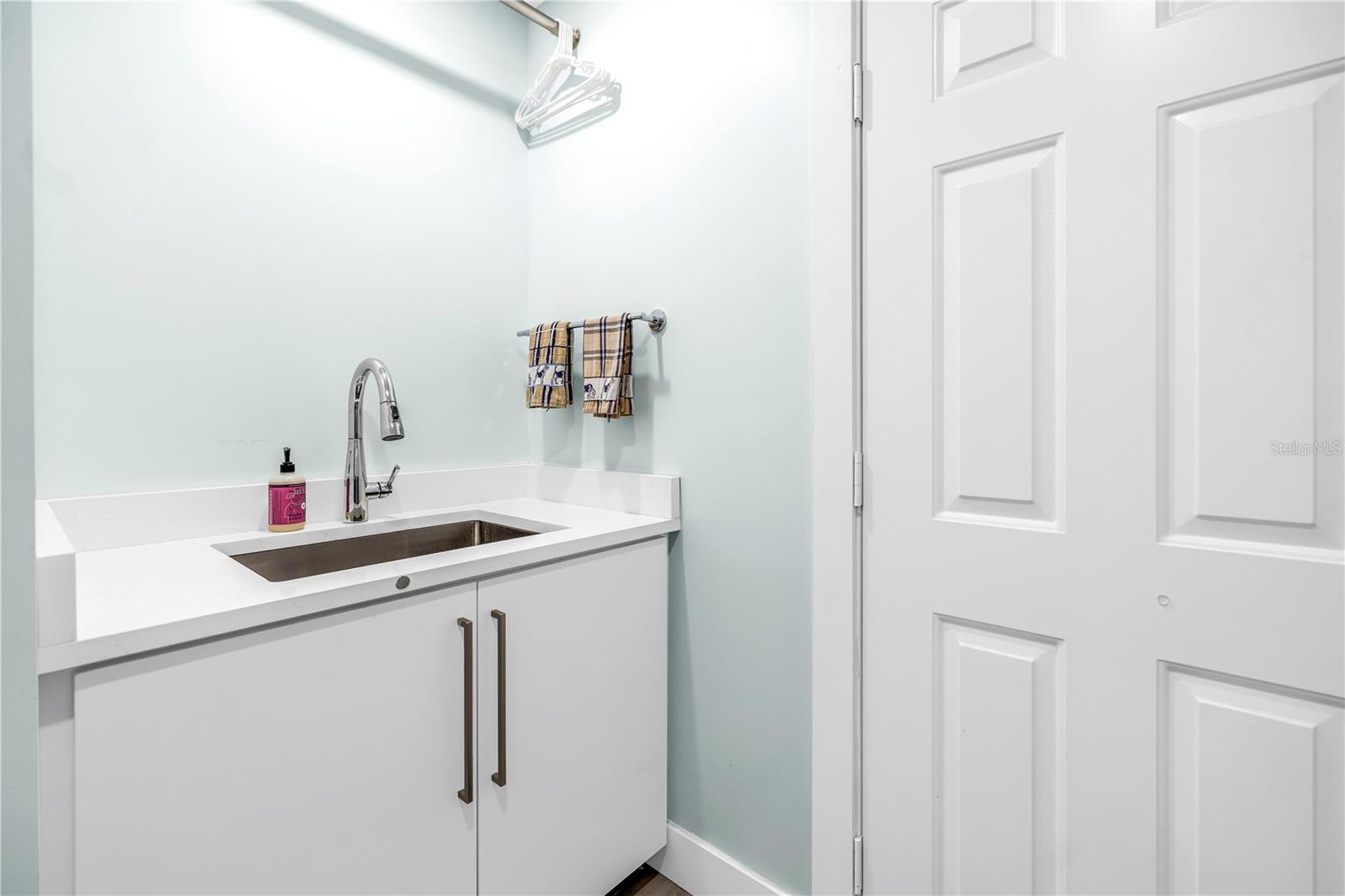 Image 33 of 35 For 355 Red Cedar Court Ne