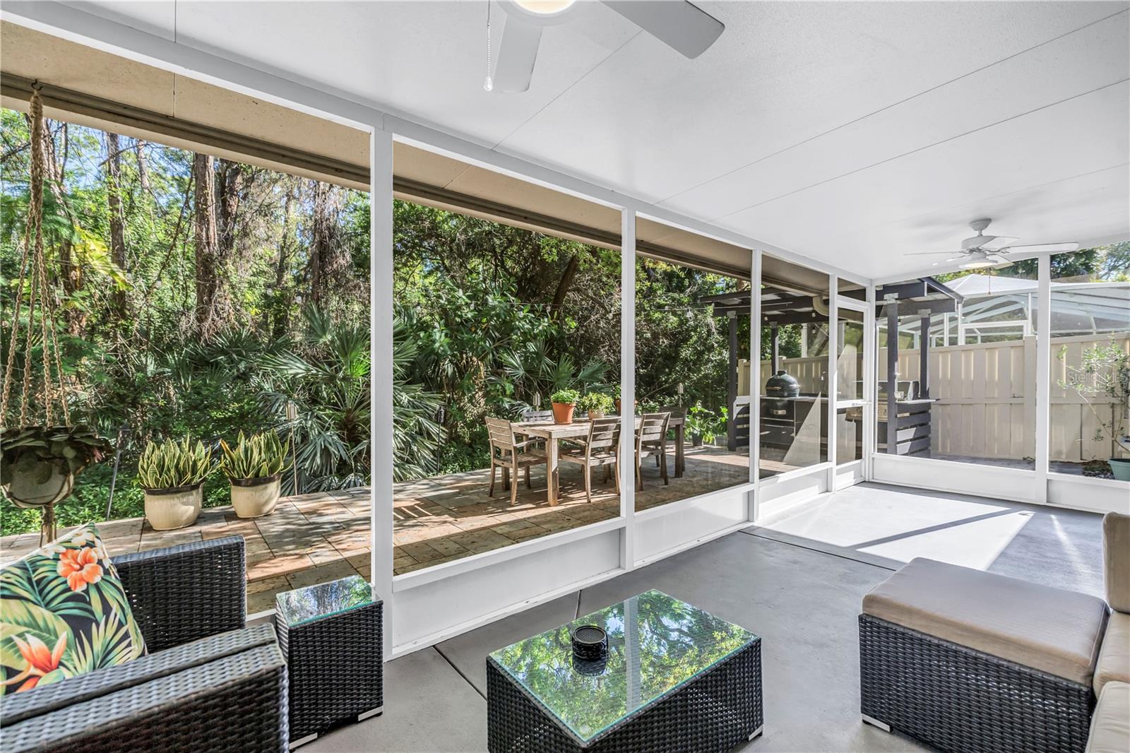 Image 4 of 35 For 355 Red Cedar Court Ne