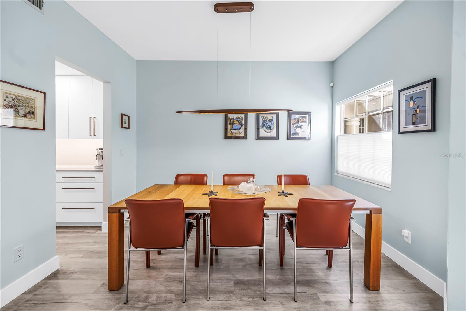 Image 7 of 35 For 355 Red Cedar Court Ne