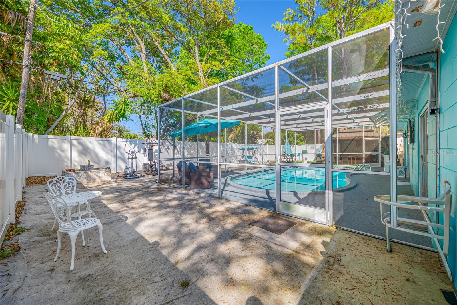 Image 49 of 84 For 7607 Hanna Avenue