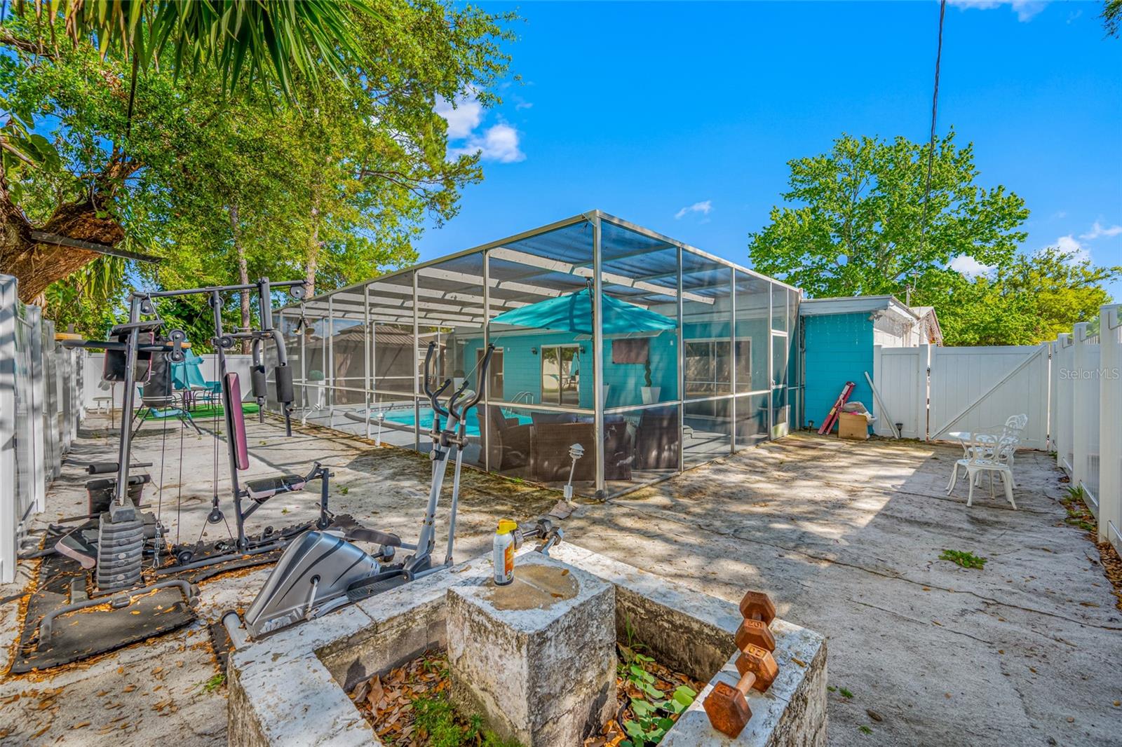 Image 50 of 84 For 7607 Hanna Avenue