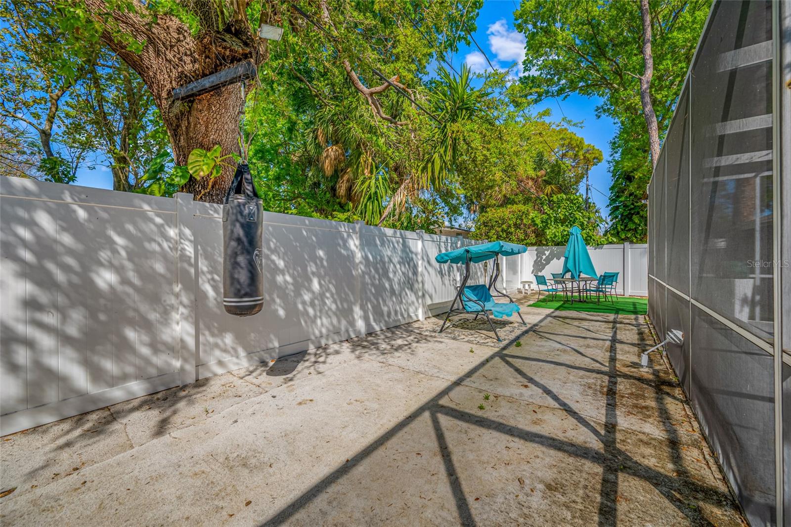 Image 51 of 84 For 7607 Hanna Avenue