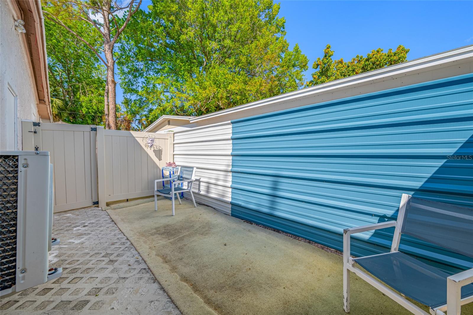 Image 60 of 84 For 7607 Hanna Avenue