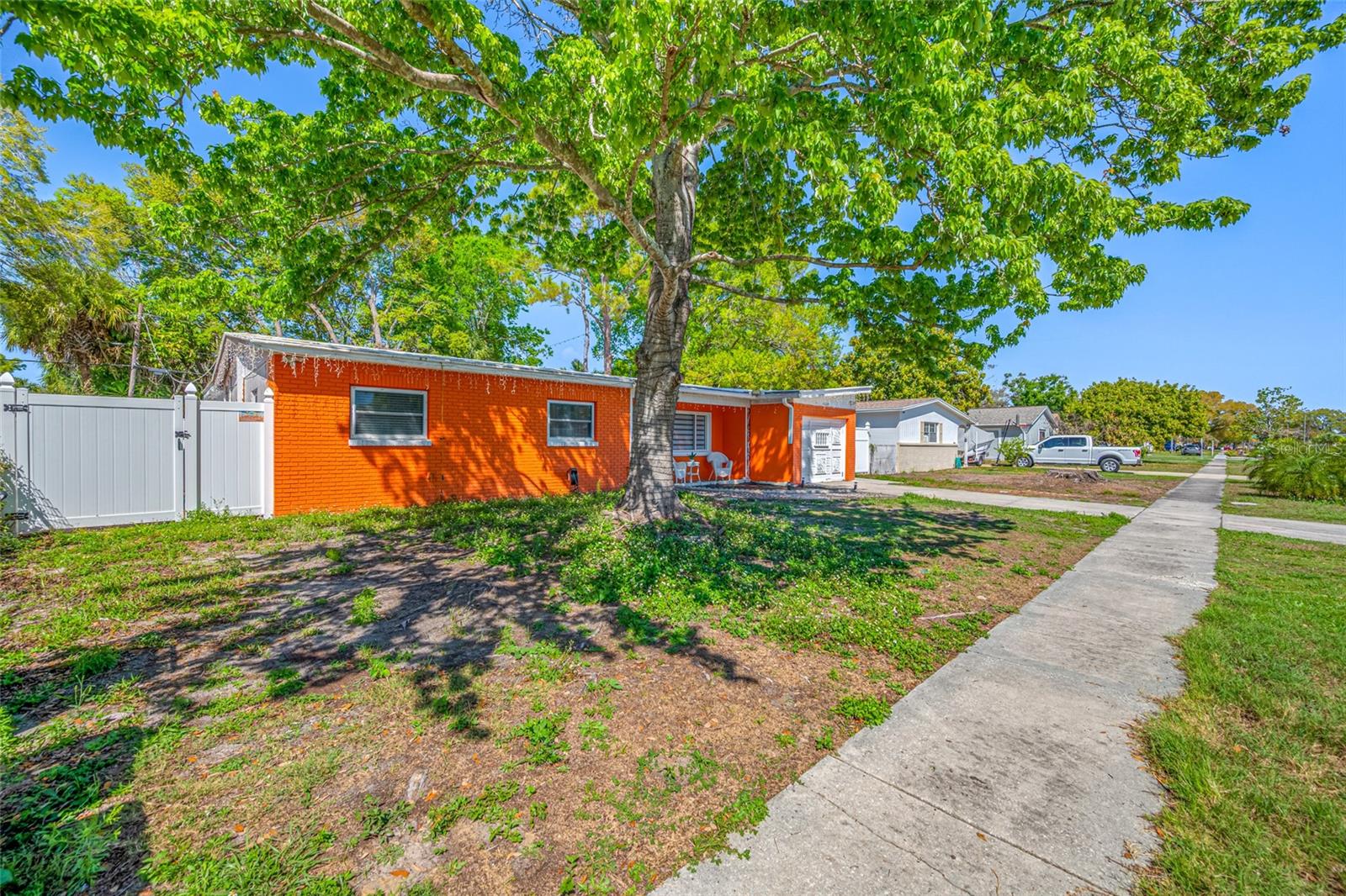 Image 7 of 84 For 7607 Hanna Avenue