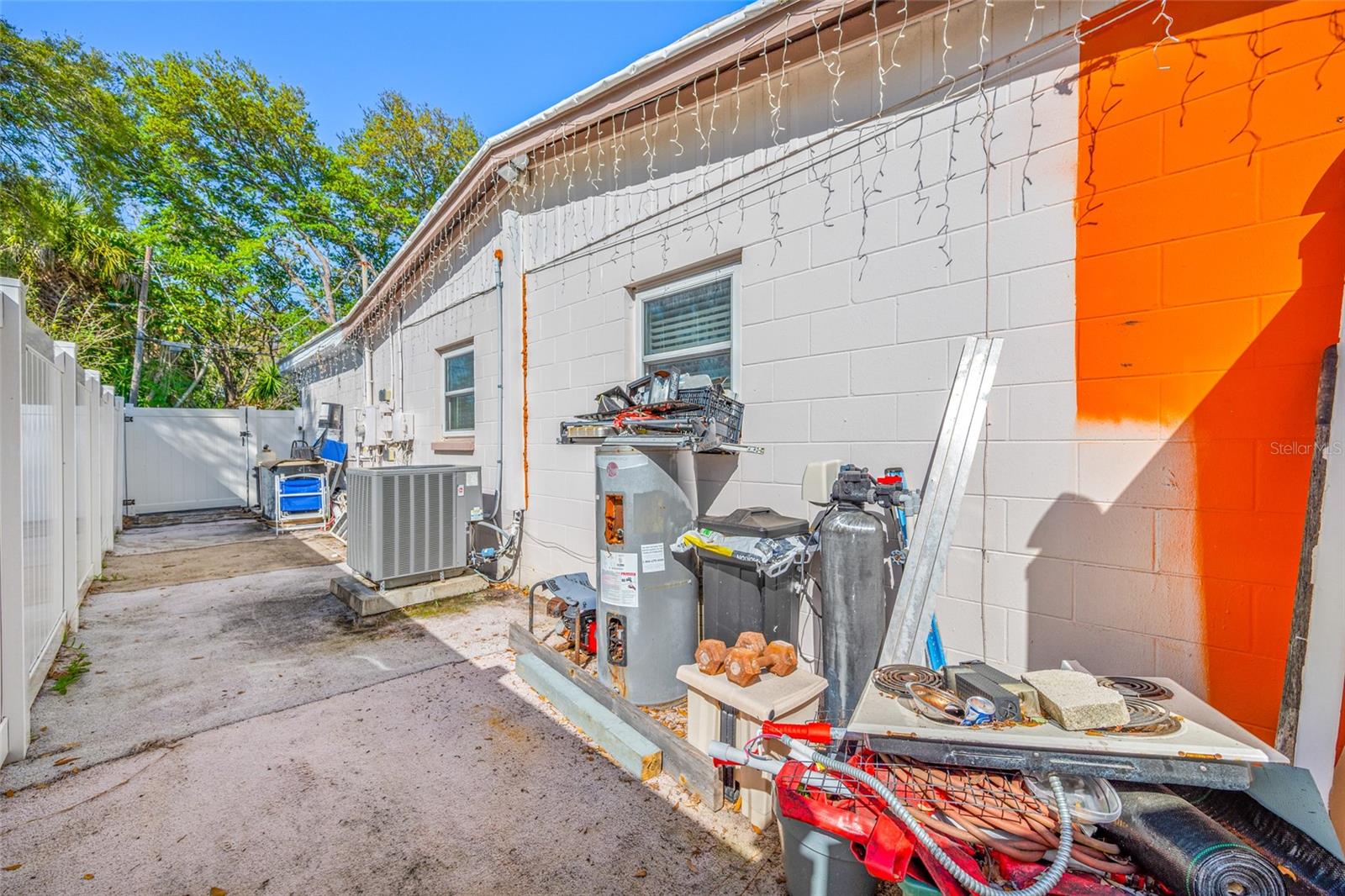 Image 72 of 84 For 7607 Hanna Avenue