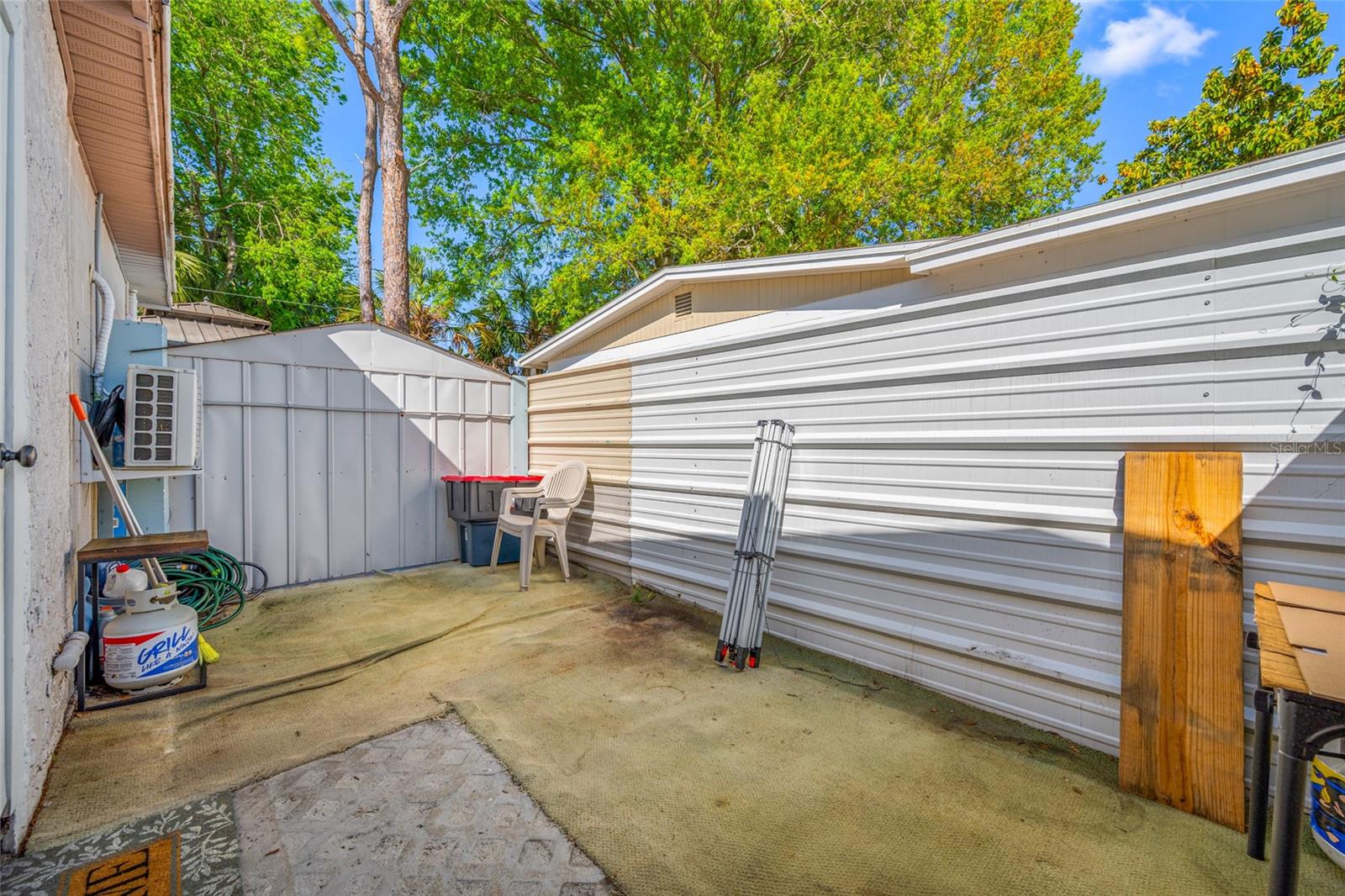 Image 73 of 84 For 7607 Hanna Avenue