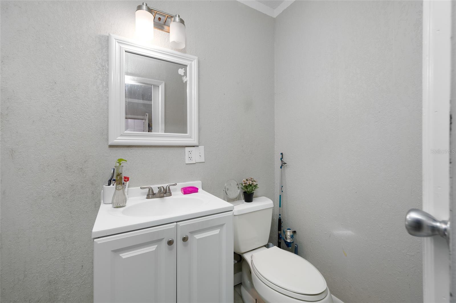 Image 83 of 84 For 7607 Hanna Avenue