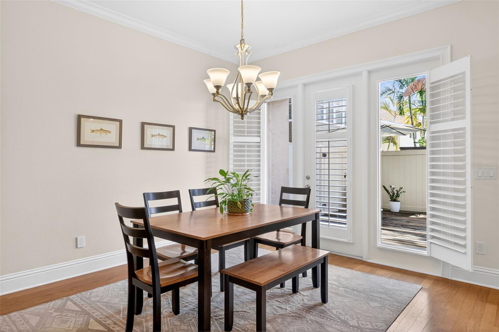 Image 10 of 33 For 3406 Granada Street 2