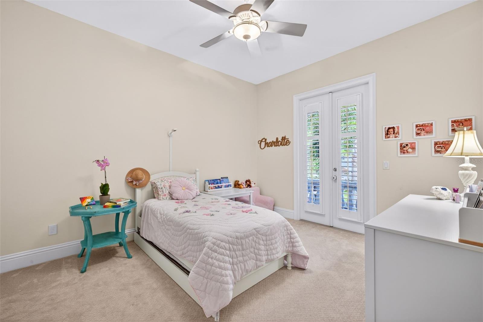 Image 19 of 33 For 3406 Granada Street 2