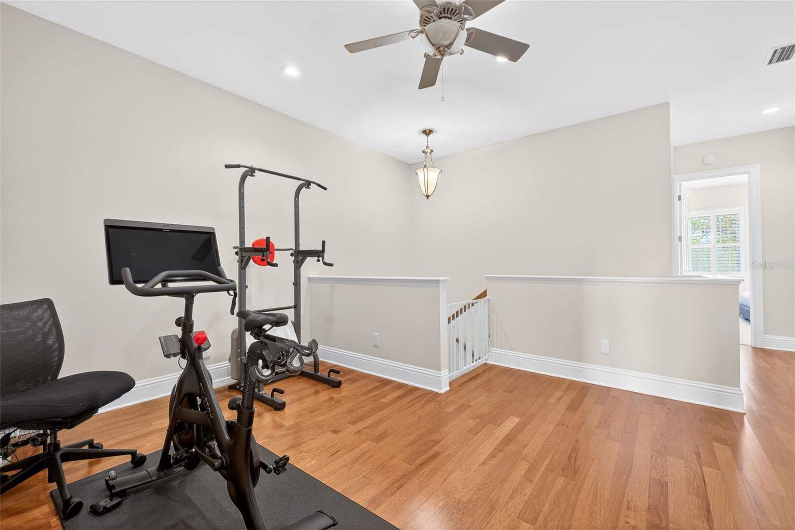 Image 22 of 33 For 3406 Granada Street 2