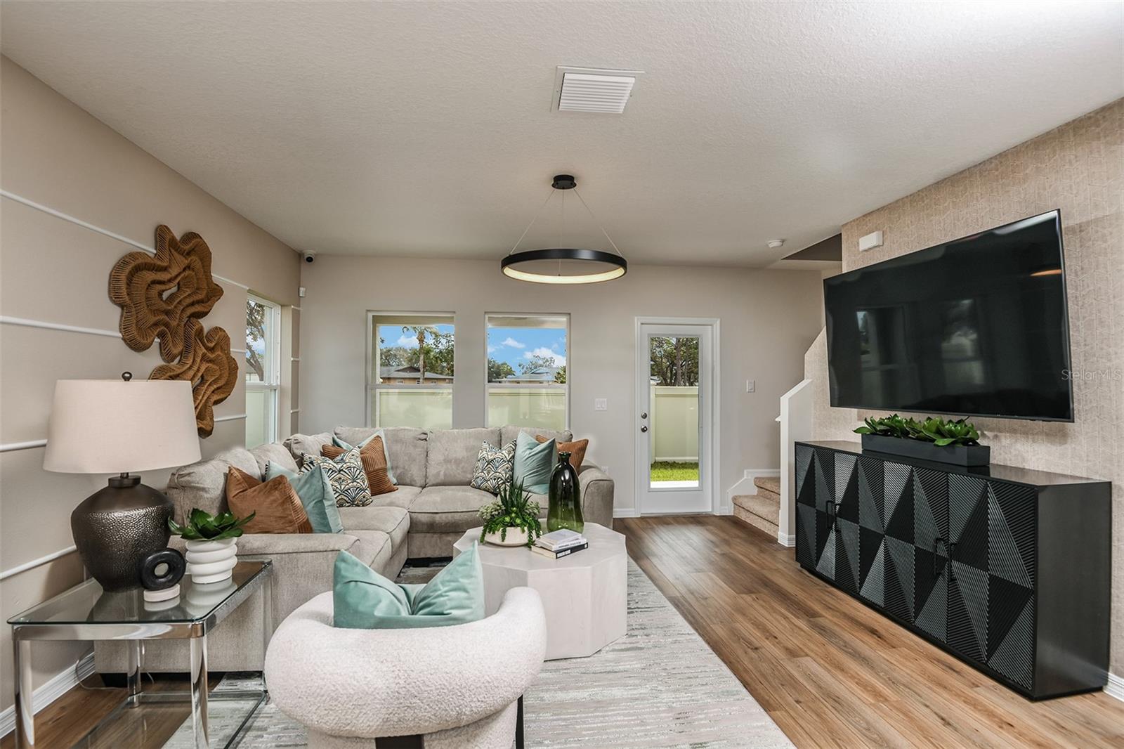 Image 9 of 33 For 4136 Hummock Place