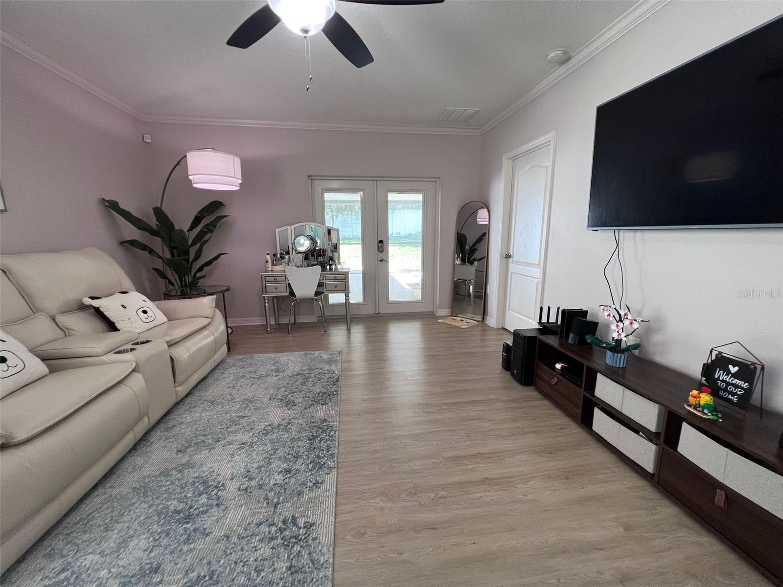 Image 17 of 36 For 10120 Hawk Storm Avenue