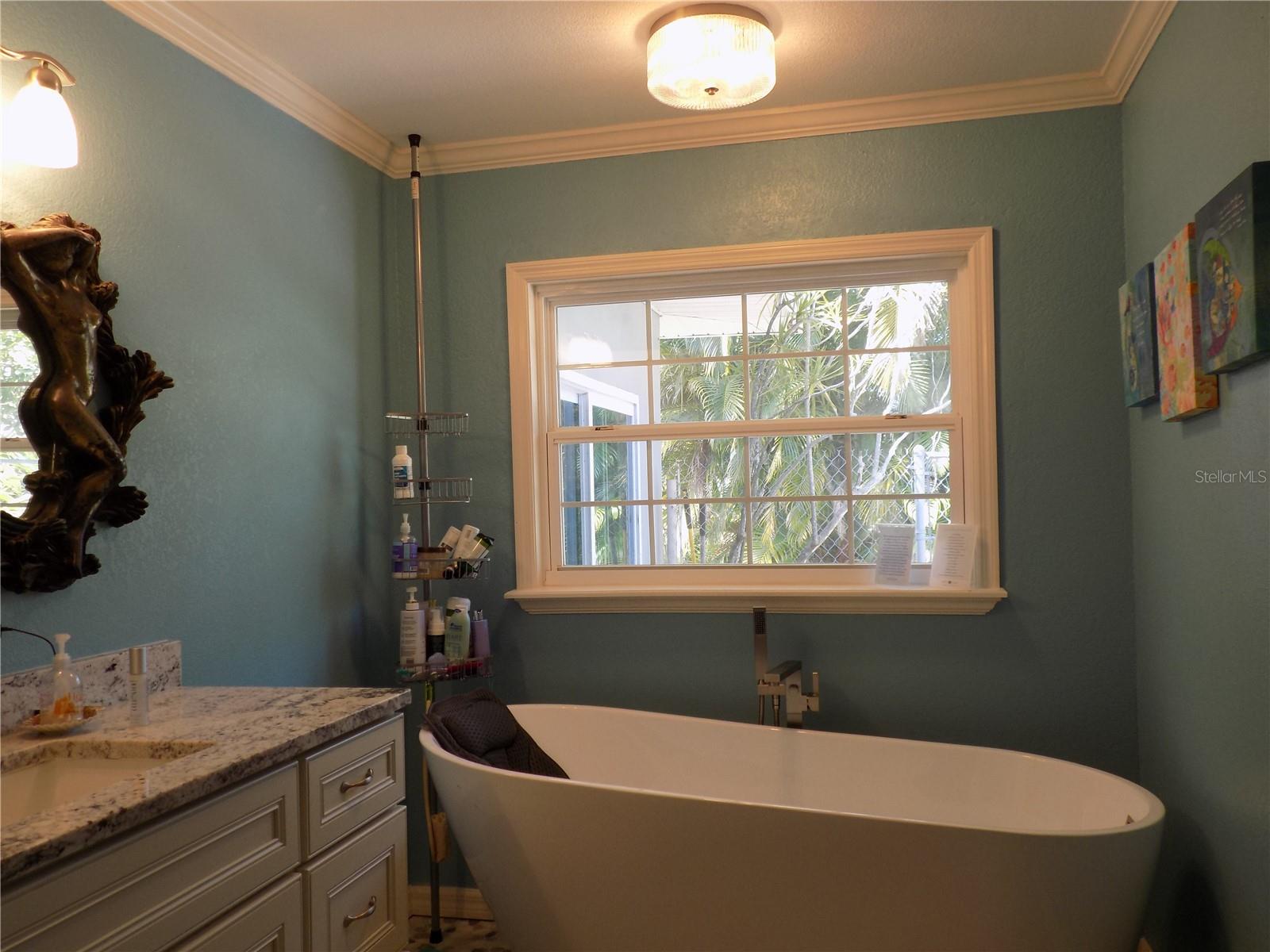 Image 27 of 58 For 2168 Kent Avenue