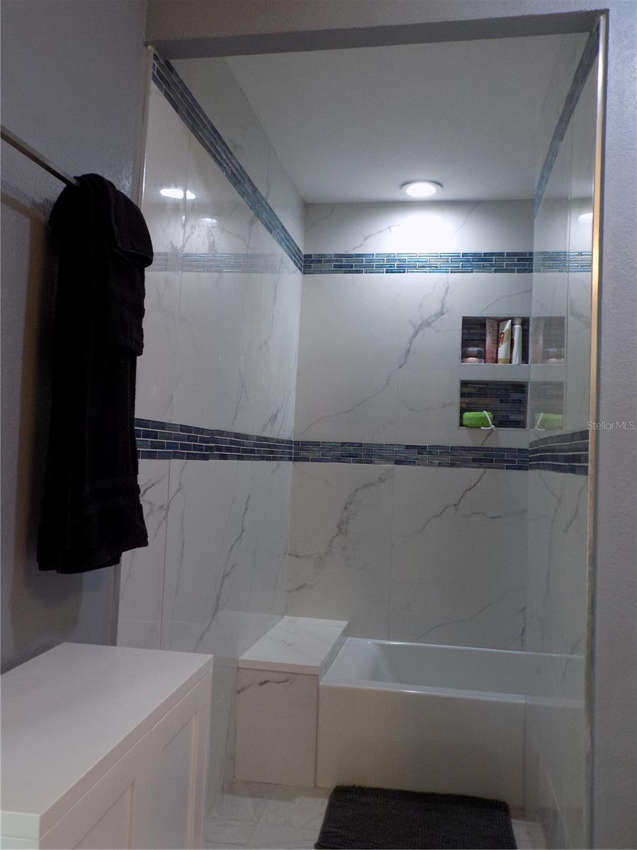 Image 33 of 58 For 2168 Kent Avenue