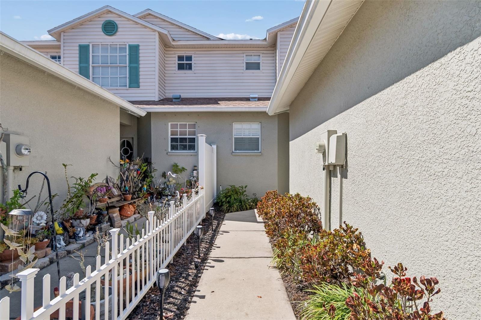 Image 7 of 68 For 5351 Neil Drive